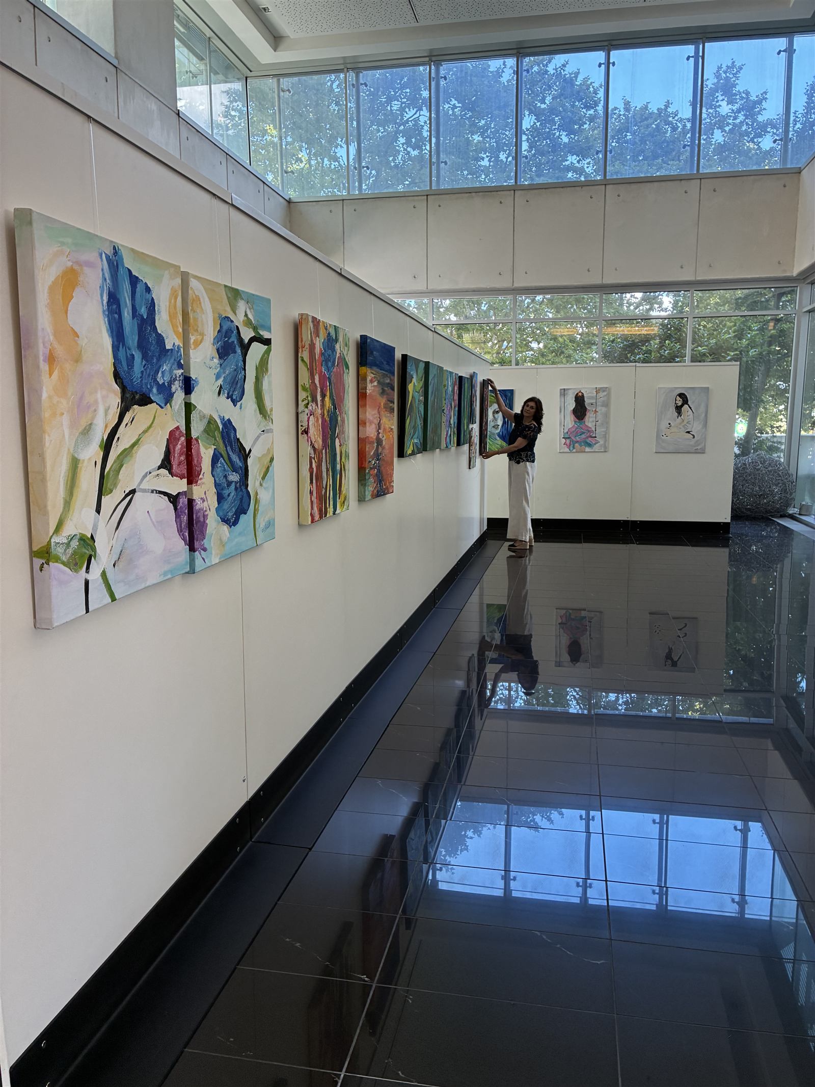 Jardins Interiores / Blooming Souls — exposição de Cecília Vilas Boas